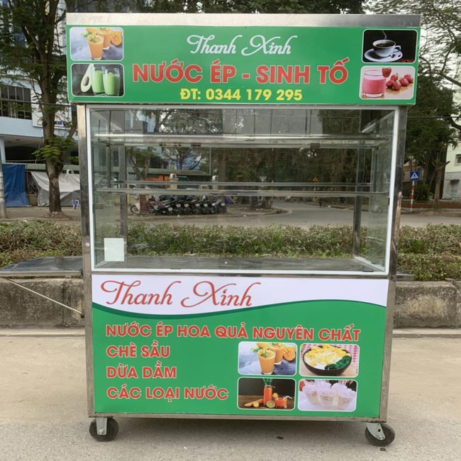 Xe nước ép sinh tố nền xanh 