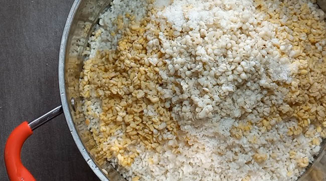 Trộn hạt kê với gạo 