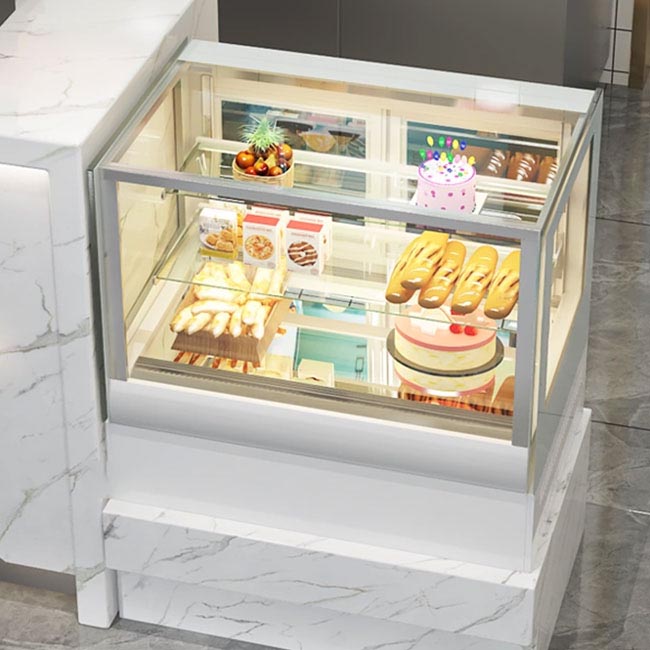 Tủ bánh kem 1m2 kính vuông 2 tầng 