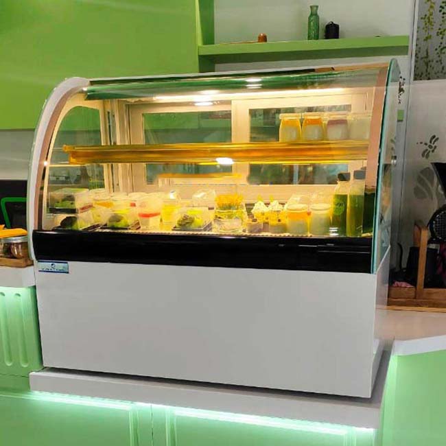 Tủ bánh kem 1m5 2 tầng kính cong