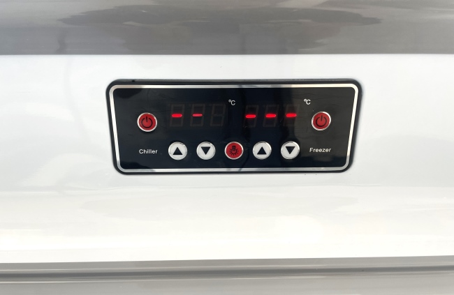 Bảng điều khiển tủ mát