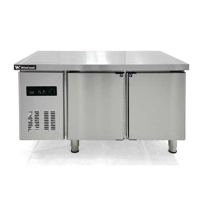 Tủ đông bàn chặt 1m2 260L (làm lạnh trực tiếp)