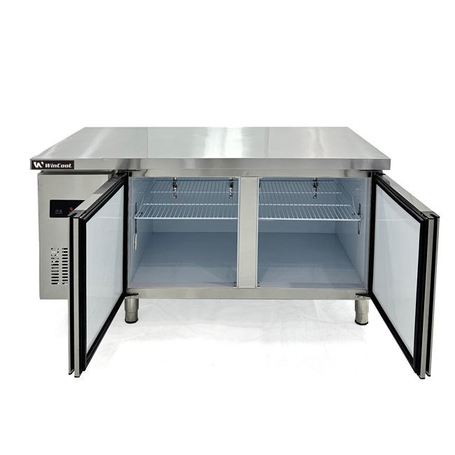 Tủ đông bàn chặt 1m5 360L (làm lạnh trực tiếp)