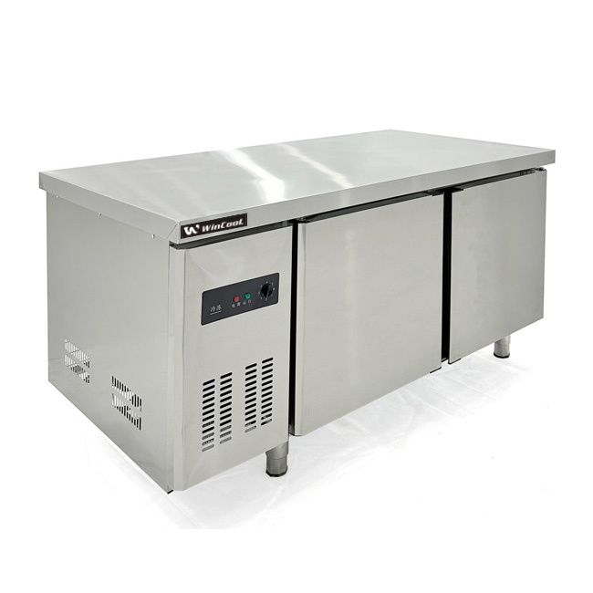 Tủ đông bàn chặt 1m5 320L (làm lạnh trực tiếp)