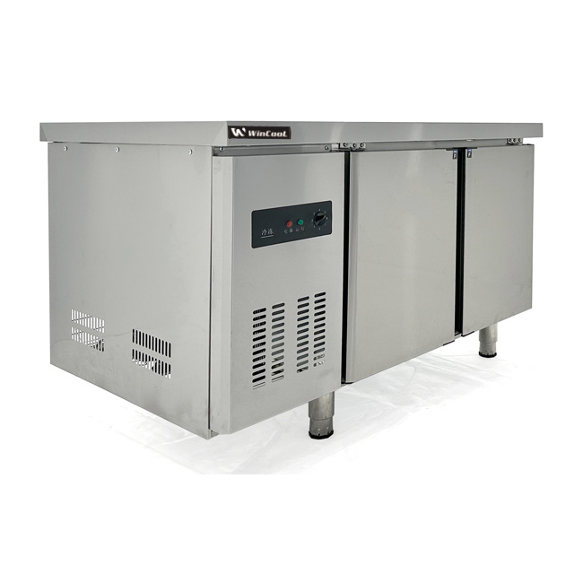 Tủ mát bàn chặt 1m2 260L (làm lạnh trực tiếp)