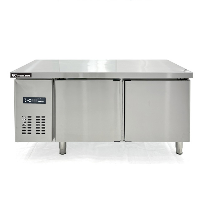 Tủ mát bàn chặt 1m5 360L (làm lạnh quạt gió)