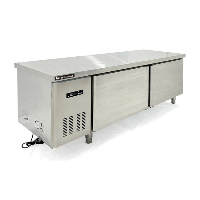 Tủ mát bàn chặt 1m8 460L làm lạnh quạt gió