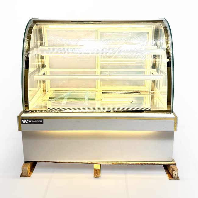 Tủ bánh kem 1m2 kính cong 3 tầng mới