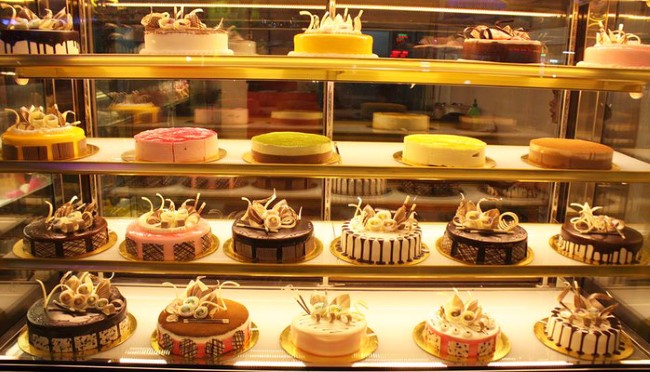 Cách sử dụng tủ bánh kem hiệu quả