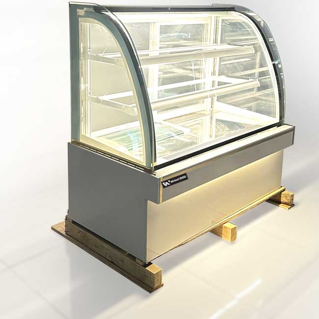 Tủ bánh kem 1m2 kính cong 3 tầng mới