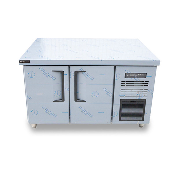 Tủ đông bàn chặt 1m2 250L (làm lạnh quạt gió)