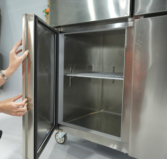 L&ograve;ng tủ đ&ocirc;ng