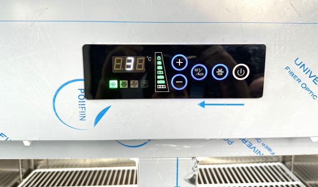 Bảng điều khiển tủ