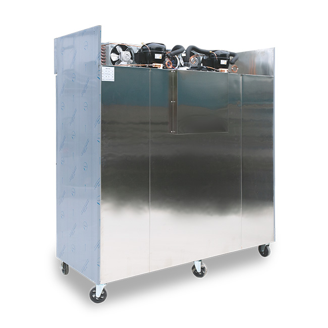 Tủ đông đứng 6 cánh 1600L làm lạnh quạt gió