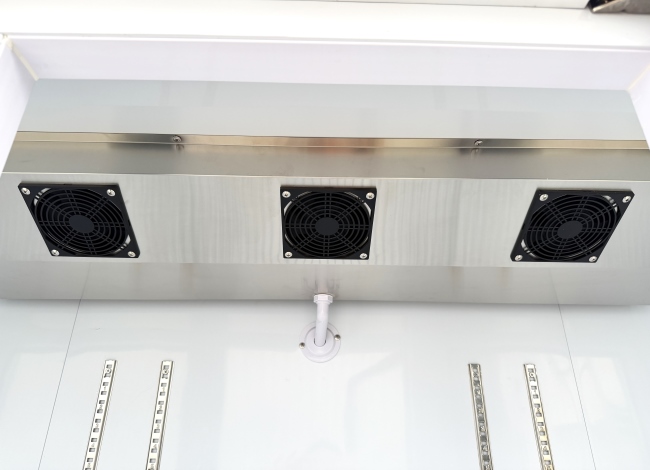 3 quạt gi&oacute; ph&acirc;n bổ hơi lạnh