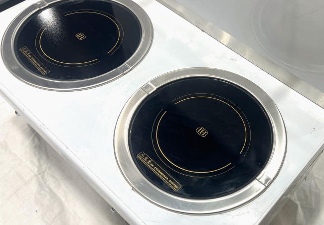 Mặt k&iacute;nh pha l&ecirc; chịu lực tốt